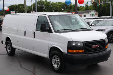 2023 GMC Savana 2500