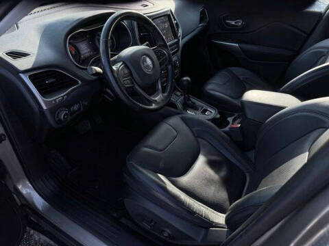 2021 Jeep Cherokee Latitude Lux