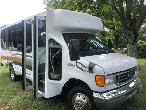 2006 Ford E-Series Chassis for sale at Creekside Automotive in Lexington NC