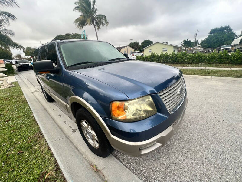 2004 Ford Expedition for sale at L G AUTO SALES in Boynton Beach FL