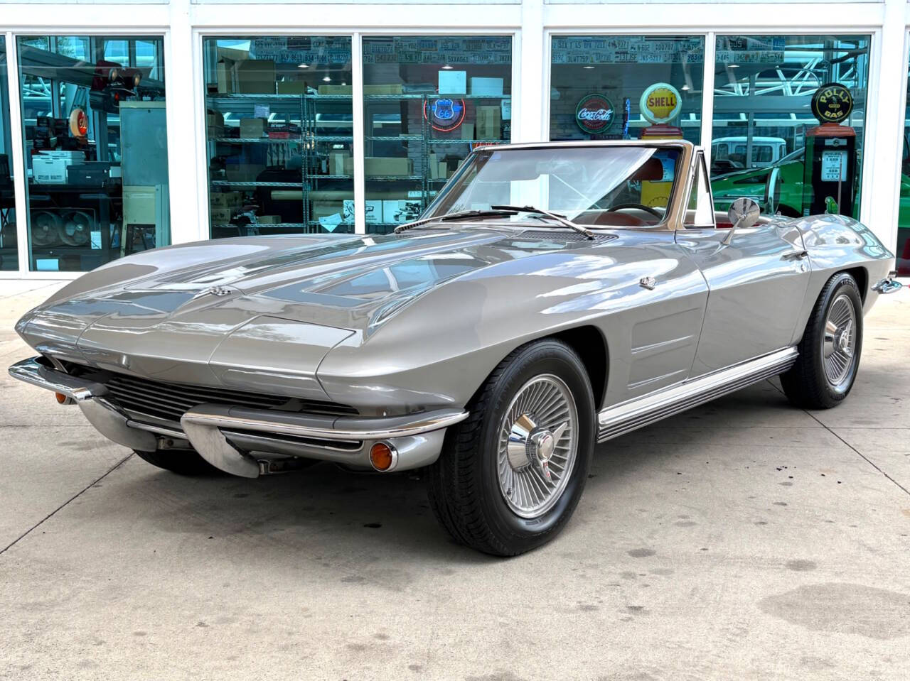 1964 Chevrolet Corvette 1