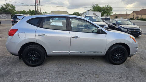 2011 Nissan Rogue S Krom