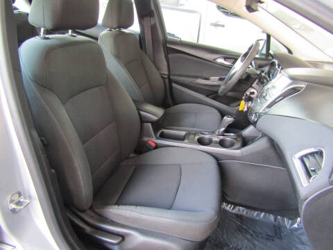 2017 Chevrolet Cruze LT Auto