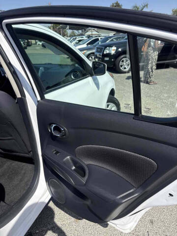 2018 Nissan Versa