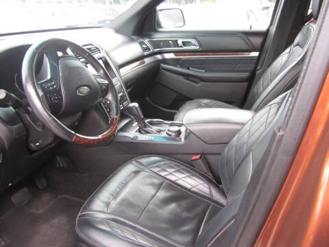 2017 Ford Explorer Platinum