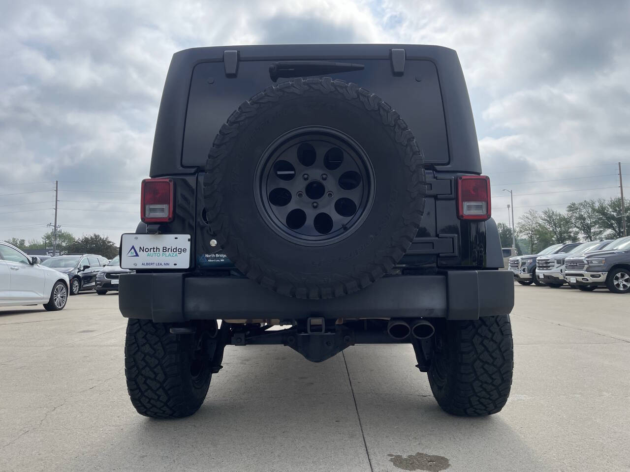 2016 Jeep Wrangler Unlimited Sport photo 23