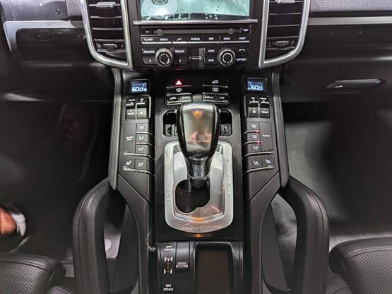 2016 Porsche Cayenne S