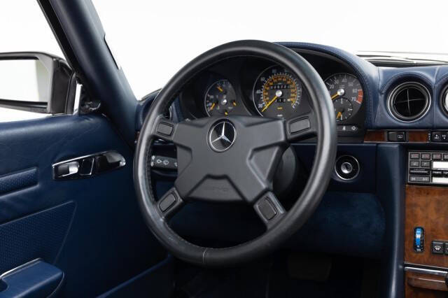 1986 Mercedes-Benz 560-Class 560 SL