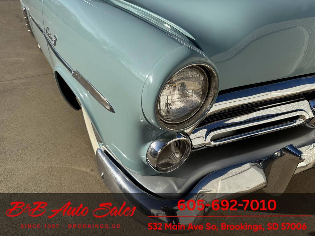 1952 Ford Crestline 73