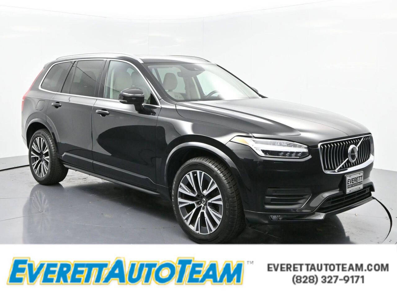 2022-volvo-xc90-t6-momentum-7-passenger-awd-4dr-suv.jpg