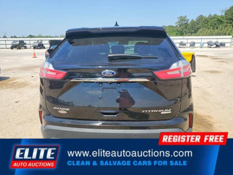 2019 Ford Edge Titanium