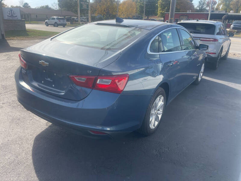 2024 Chevrolet Malibu LT