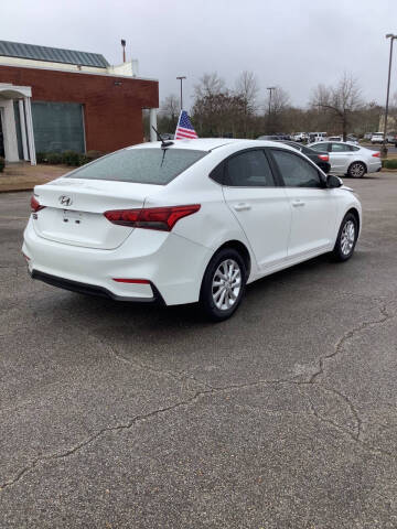 2019 Hyundai Accent SE
