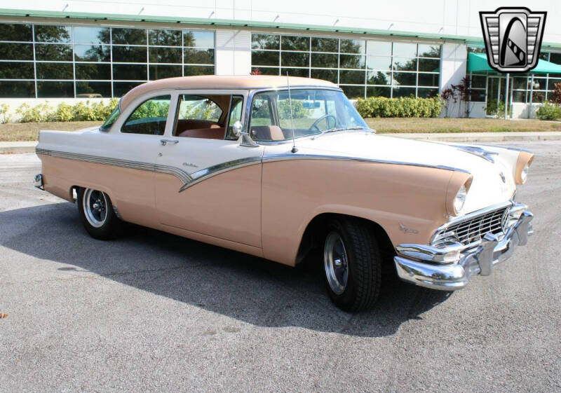 1956 Ford Fairlane
