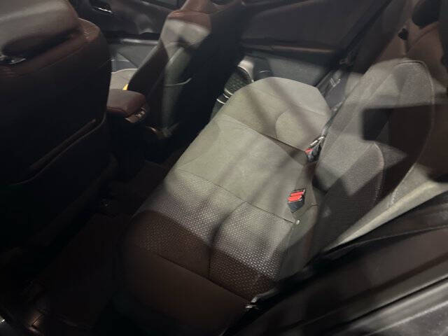 2019 Toyota Prius LE