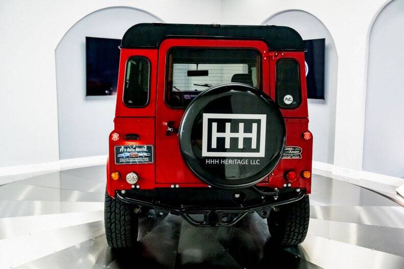 1986 Land Rover Defender