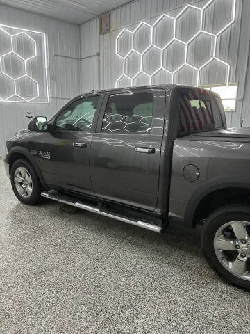 2016 RAM 1500 SLT
