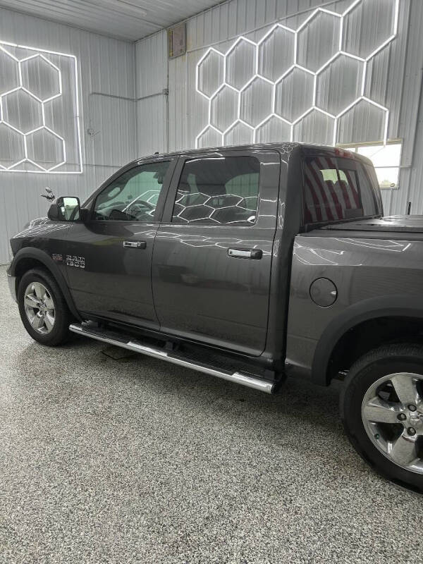 2016 RAM 1500 SLT