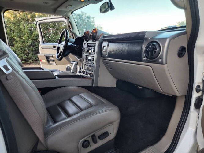 2003 HUMMER H2