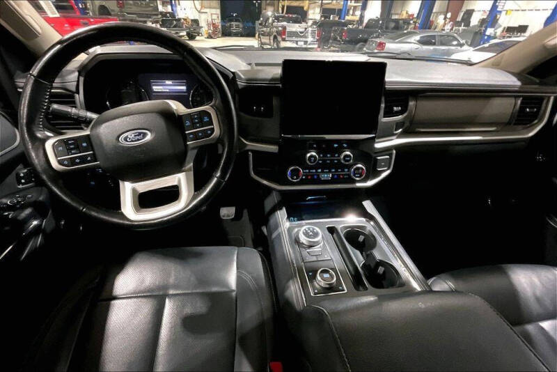2024 Ford Expedition MAX XLT