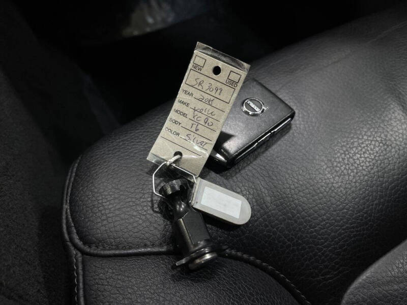 2018 Volvo XC90 T6 Momentum