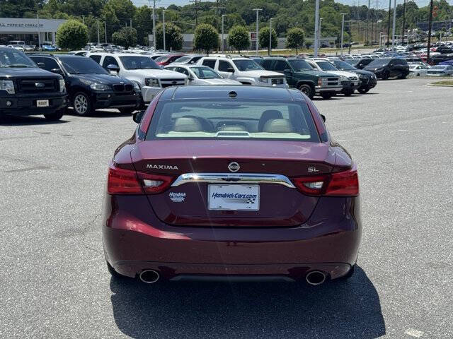 2017 Nissan Maxima