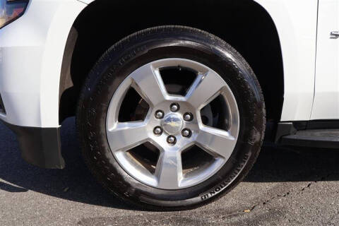 2019 Chevrolet Suburban LT