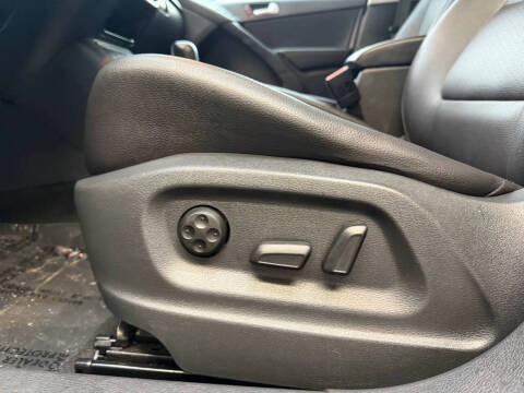 2017 Volkswagen Tiguan 2.0T Wolfsburg Edition 4Motion