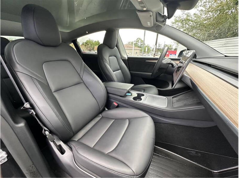 2025 Tesla Model Y Long Range