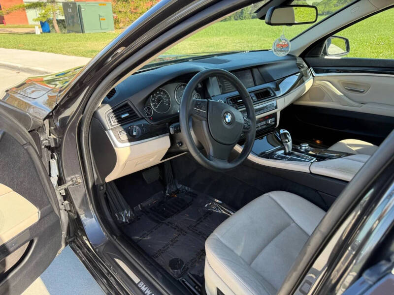 2012 BMW 5 Series 535i