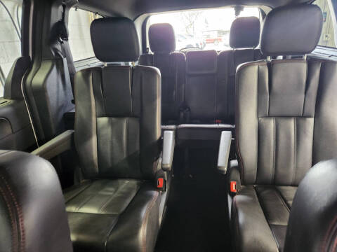 2017 Dodge Grand Caravan GT