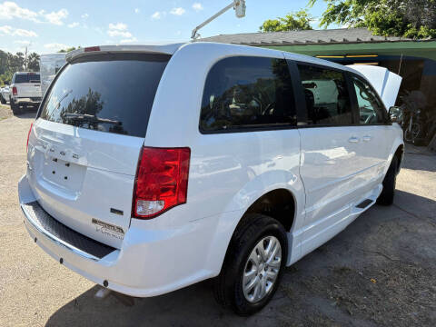 2017 Dodge Grand Caravan SE