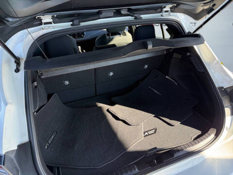 2022 Toyota Corolla Hatchback SE