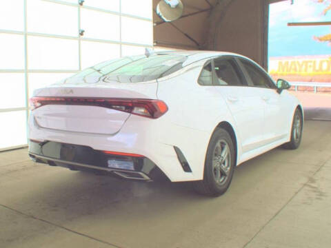 2022 Kia K5