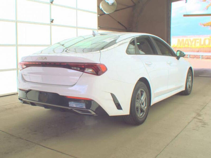 2022 Kia K5