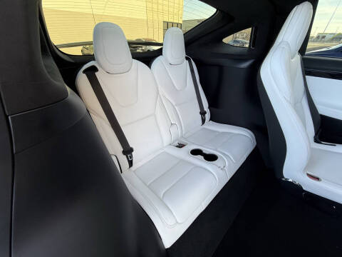 2020 Tesla Model X Long Range Plus