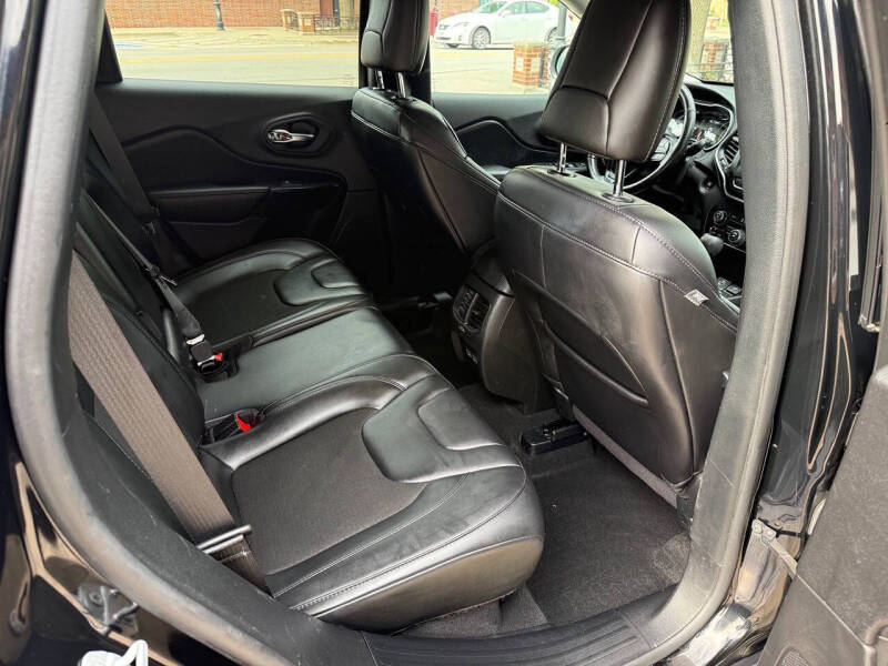 2021 Jeep Cherokee Altitude
