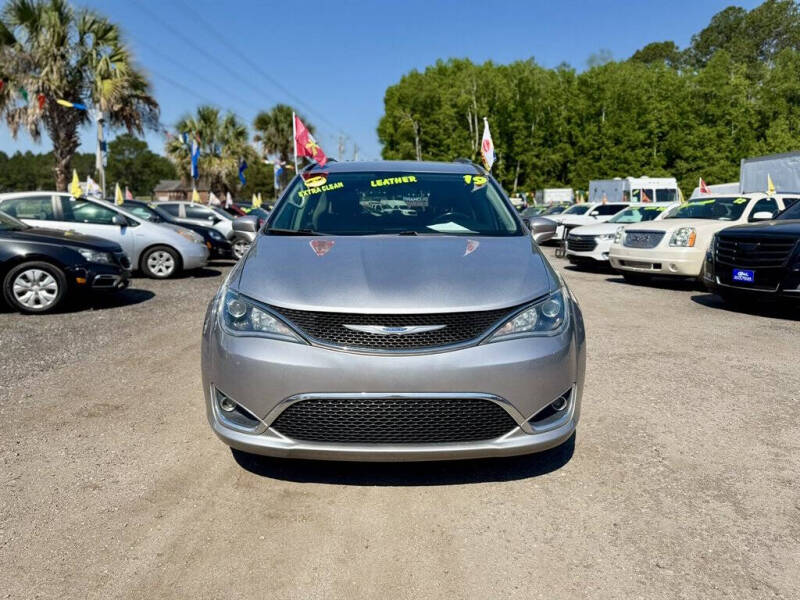 2019 Chrysler Pacifica Touring L