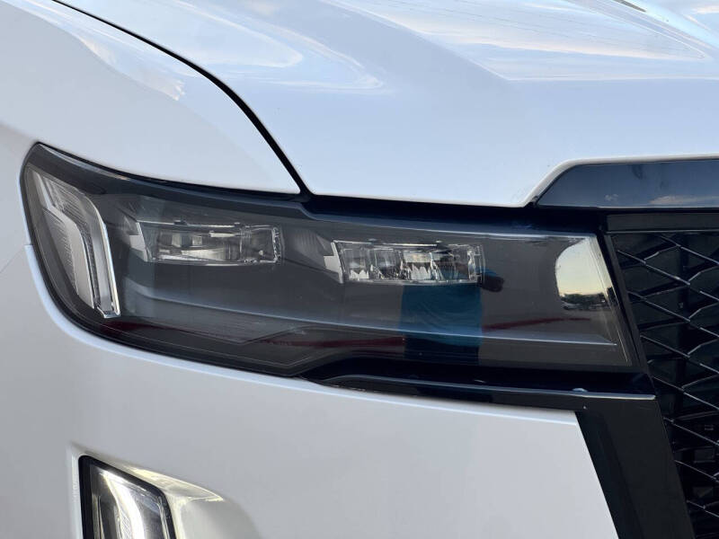 2021 Cadillac Escalade ESV Sport