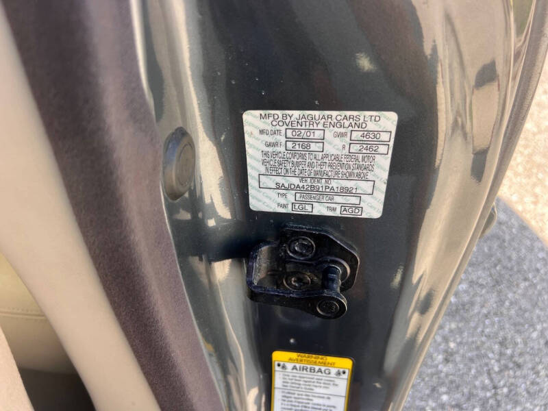 2001 Jaguar XKR