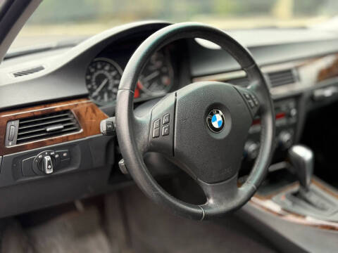 2011 BMW 3 Series 328i