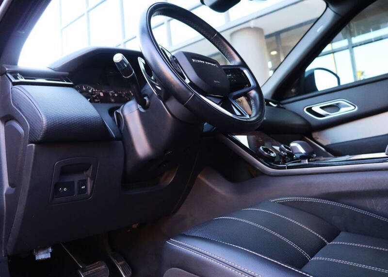 2022 Land Rover Range Rover Velar P250 R-Dynamic S