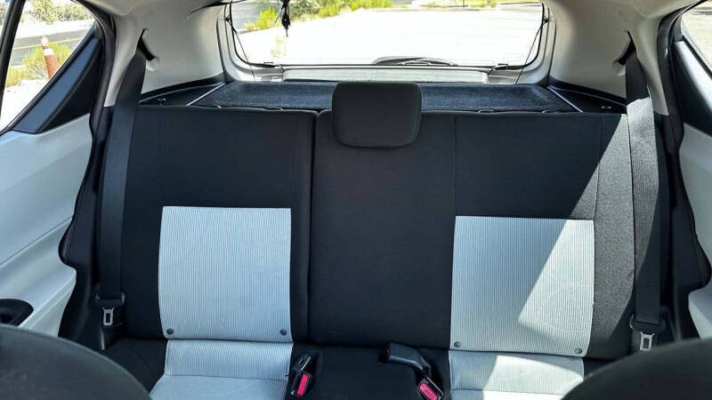 2013 Toyota Prius c Two