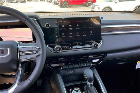 2025 GMC Canyon Elevation