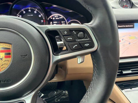 2023 Porsche Cayenne Platinum Edition