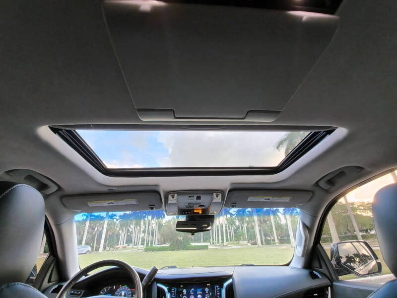 2019 Cadillac Escalade Premium Luxury