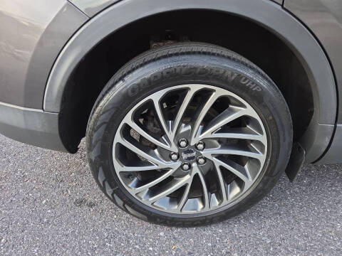 2020 Lincoln Nautilus Reserve