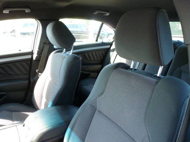 2017 Ford Taurus SEL