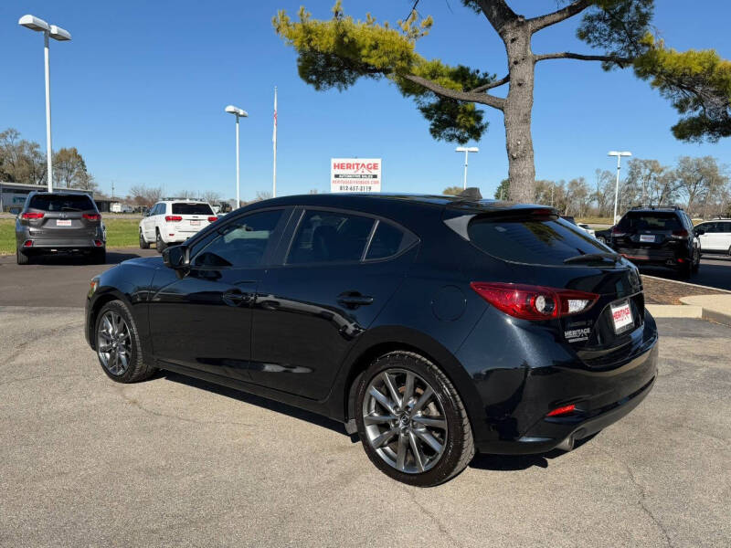 2018 Mazda MAZDA3 Touring