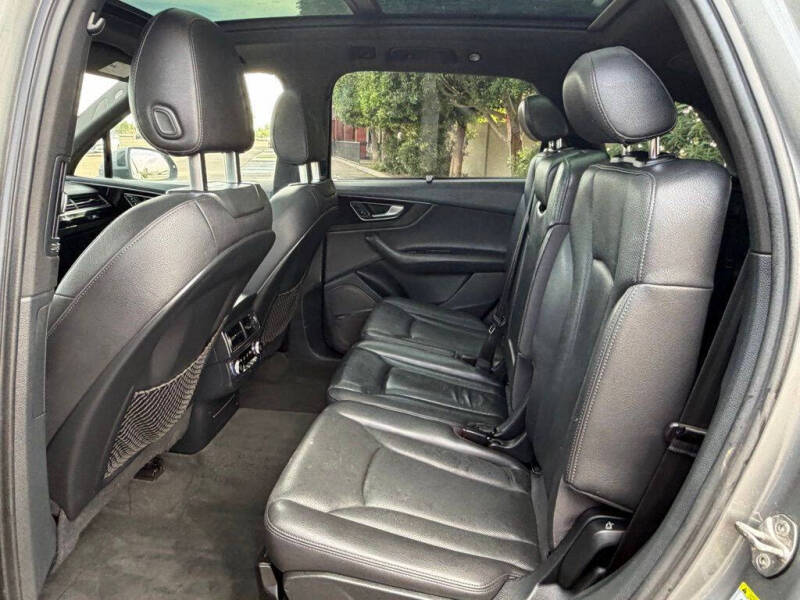 2017 Audi Q7 2.0T quattro Premium Plus